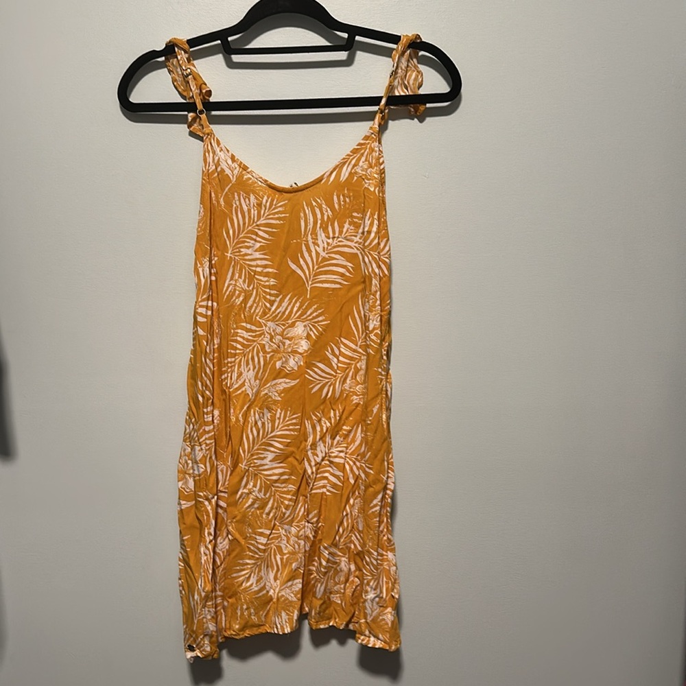 Yellow Roxy Floral Sundress - Picture 2 of 2
